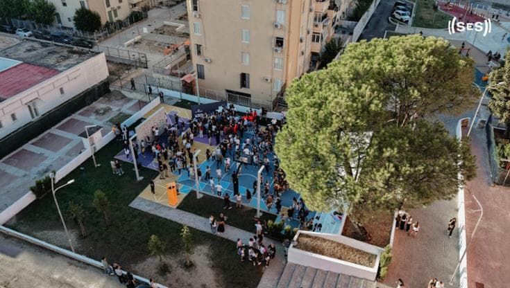 Dall’asilo abbandonato al playground, Casalnuovo ritrova uno spazio per lo sport