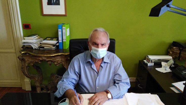 Indagine sui vaccini "abusivi" a Corleone, nei guai il sindaco e la giunta