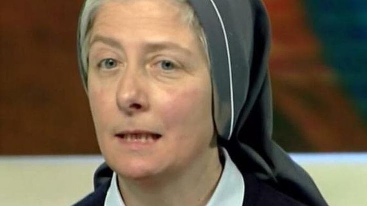 Suor Anna Donelli, chi è la religiosa arrestata: volontaria, portava messaggi ai giovani in carcere