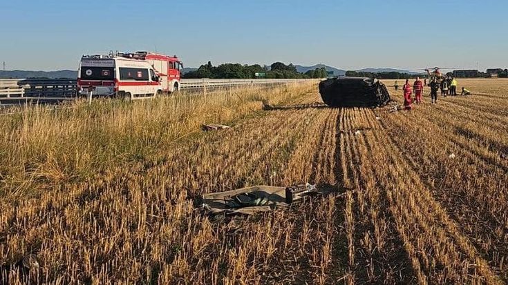 Schianto sull’autostrada Aosta-Torino, un morto e tre feriti gravi all’altezza di Volpiano