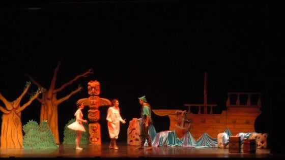 Coi teatri chiusi a Bologna gli spettacoli si fanno online