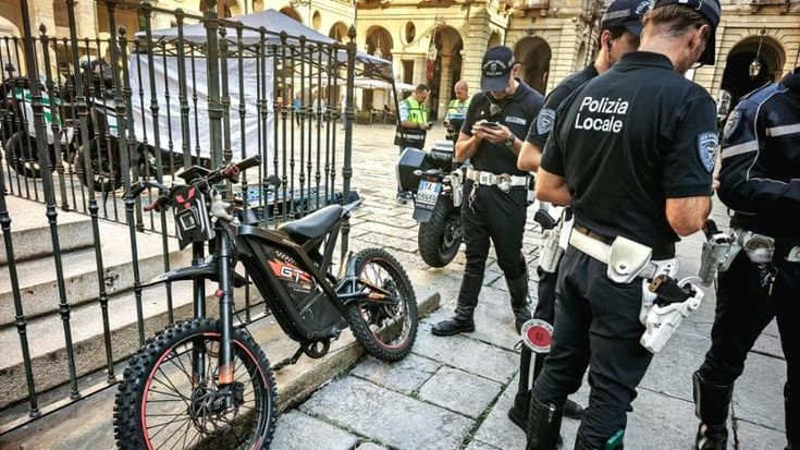 La protesta della polizia locale. Fp Cgil: “La riforma aumenta i rischi ma senza nuove tutele”