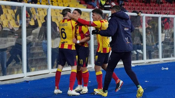 Lecce-Fiorentina 3-2: Piccoli e Dorgu rimontano i viola nel recupero