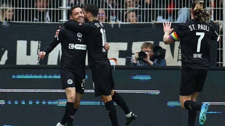 Il 25 aprile del St. Pauli: ricordo dei 2 soldati tedeschi che fecero la Resistenza in Italia