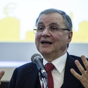 Visco difende le banche italiane: "I timori dei mercati sui crediti deteriorati sono esagerati"