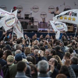 Palermo, candidati grillini sulla "graticola": la diretta dai Cantieri alla Zisa