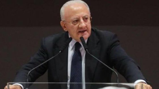 Martina bacchetta De Luca: "Basta gioco di battute nel partito". Il governatore: "Il Pd non ha più nulla da dire"