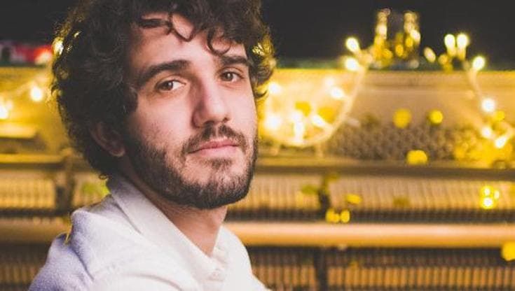 Lorenzo Vizzini, un disco in siciliano: “Faccio pace con la mia terra”