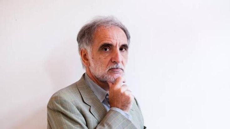 Strega, giorno del giudizio per Michele Mari: il premio è a rischio