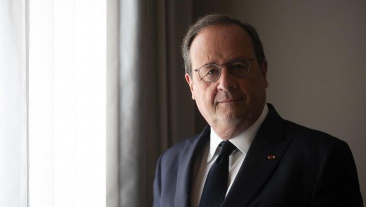 Strage Bataclan, Hollande: “Venni colpito dalla mostruosità dell’attacco. Ma non temiamo la verità”