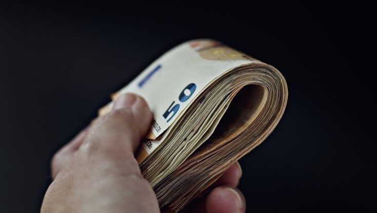 Tetto al contante, dai 500 euro della Grecia ai 15mila della Croazia: la mappa di come funziona in Europa