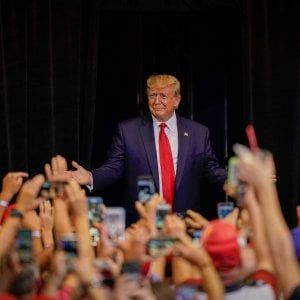 Trump rilancia la guerra dei dazi. Pechino; "Posizione non costruttiva"