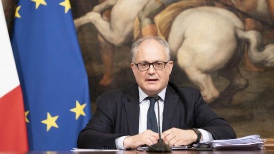Decreto rilancio, fare presto per risollevare i consumi. Su debito e conti, l'incognita Moody's