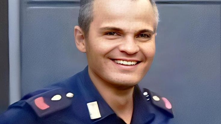 Il destino di Aniello, aveva cambiato turno per aiutare un collega