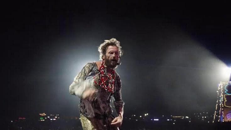 "Lorenzo": in arrivo il film sull'avventurosa vita di Jovanotti - Il trailer