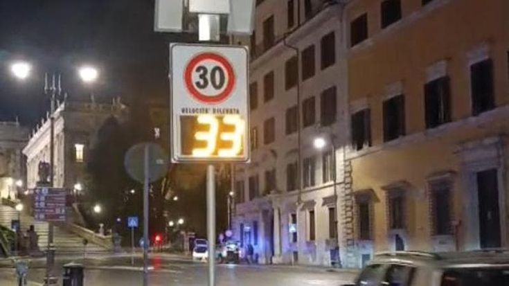 Zona 30 nel centro di Roma, autovelox in funzione: nel primo giorno una sola multa