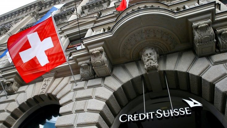 Svizzera, le banche chiudono le porte ai promotori del referendum contro i matrimoni gay