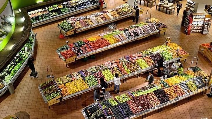 Imballaggi, aziende agricole e negozi: “Assurdo divieto Ue di impacchettare la frutta fino a 1,5 chili”