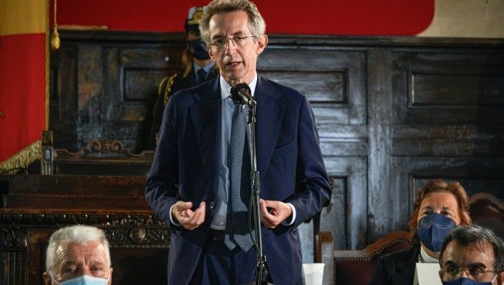 Manfredi e Draghi firmano il Patto per Napoli. Il sindaco: "Con 1,2 miliardi rimettiamo la città in sesto"