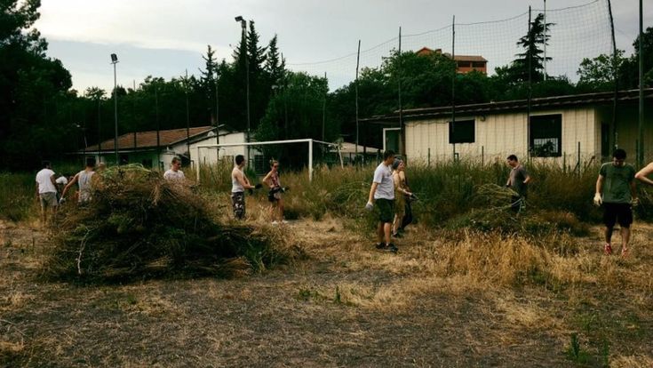 Nel campo di Villa Gordiani sottratto all’abbandono il sogno del calcio sociale