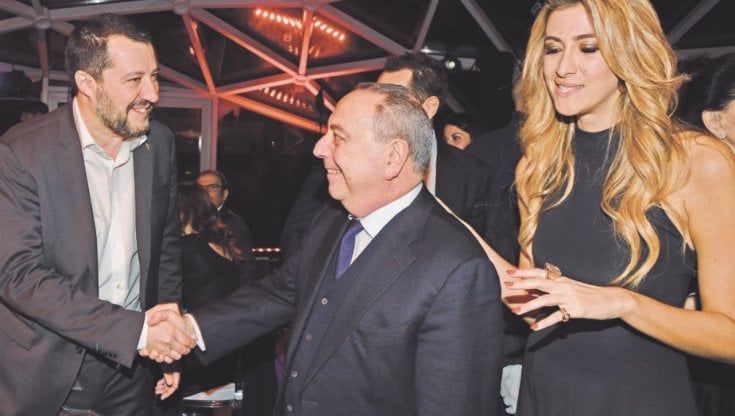 Giustizia, processo Open Arms: Salvini, Lo Voi e quella stretta di mano