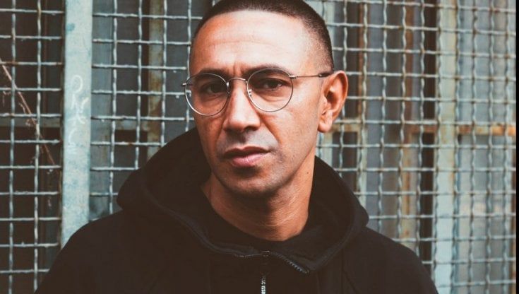 Rapper violenti, l'analisi di Amir Issaa: "Questi sono veri criminali, un modello per i ragazzi"