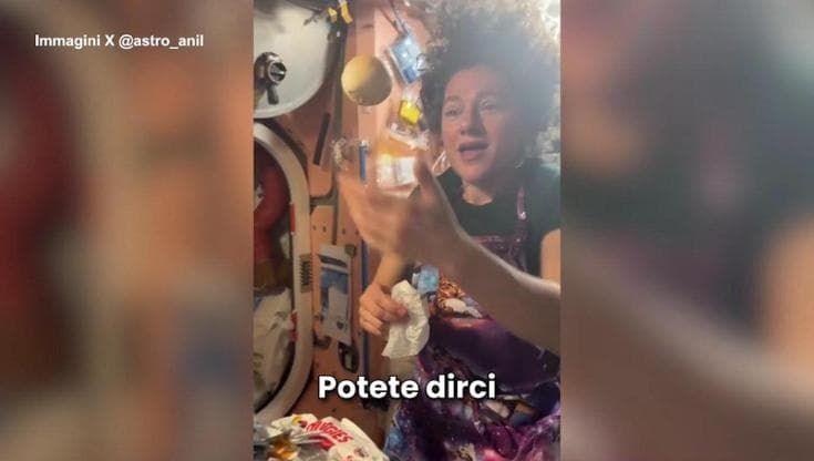 Cucina "magica" a gravità zero: così gli astronauti della Nasa arrostiscono la cipolla