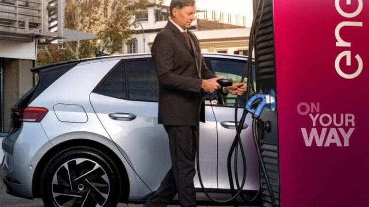 Enel, installati 3.730 punti di ricarica previsti dal primo bando del Pnrr