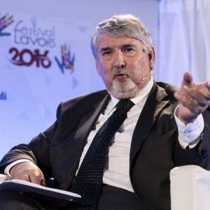 Disoccupazione in calo a maggio: il tasso giù all'11,5%