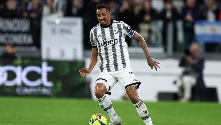 Juventus: Danilo la colonna, esame di maturità per Gatti. Allegri punta sulla difesa per battere l'Inter