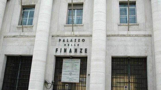 Bari, tangenti al Catasto: nessuna condanna, dopo dieci anni è arrivata la prescrizione