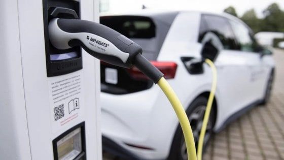 Così l'auto elettrica diventerà un fenomeno di massa 