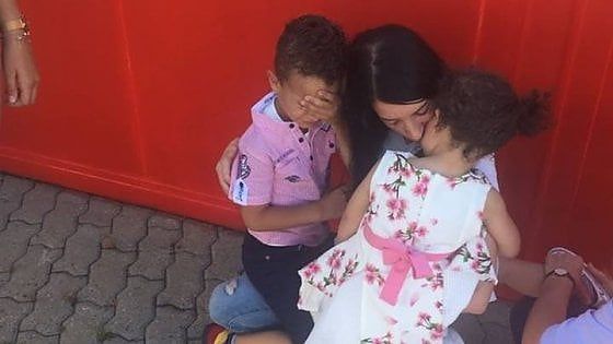 Bolzano, la madre riabbraccia i bimbi rapiti dal padre: "L'incubo è finito"