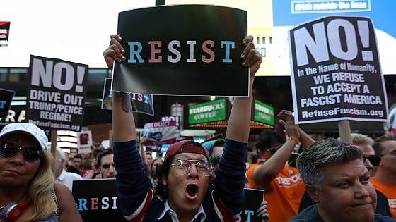 No ai transgender nell'esercito: proteste da San Francisco a New York