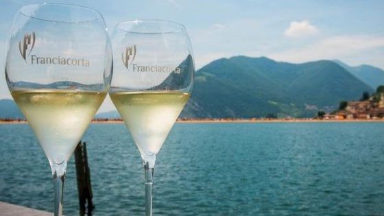 Buon compeanno Franciacorta: i 50 anni della sfida italiana allo Champagne