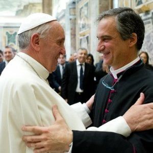 Scontro in Vaticano, i teologi europei rispondono agli attacchi di Ratzinger