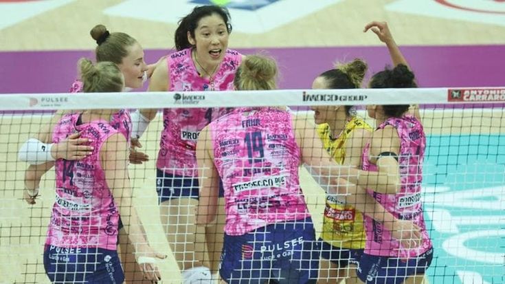 Scudetto volley, Conegliano rimonta e la spunta su Milano per 3-2. Egonu esce per crampi poi rientra
