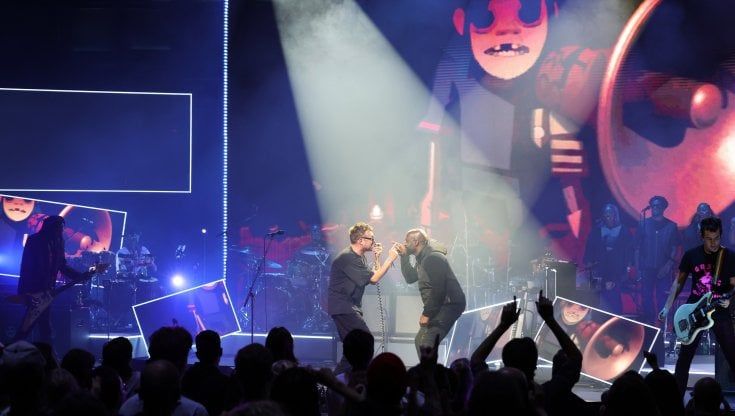 Mtv Ema, trionfo dei Gorillaz nel concerto d'apertura: "Siamo come una famiglia felice"