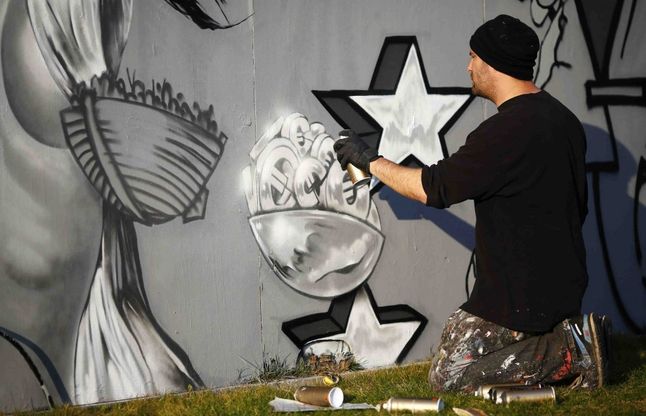 Francoforte, due street artist per la nuova sede della Bce