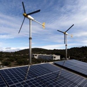 Energia, in Italia è boom delle rinnovabili "fai da te"