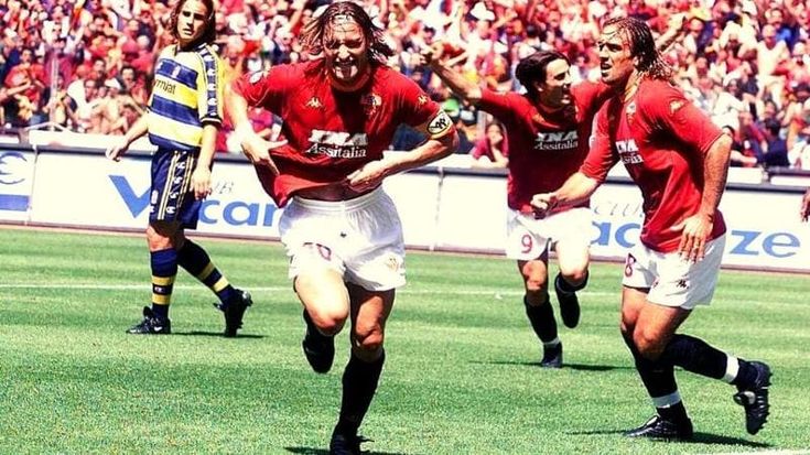 Lo scudetto di Francesco Totti: il sogno, il derby di Negro, la Juventus e quella festa infinita