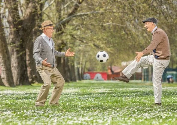 Social engagement: il decalogo per restare attivi nella terza età