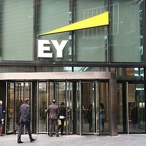 Bari, lo sbarco di Ernst & Young: previste duecento assunzioni