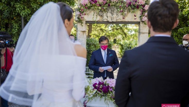 La Puglia torna a sognare i matrimoni da favola: presto il sì di Sensi, ipotesi nozze per Beckham junior e la famiglia Arnault 