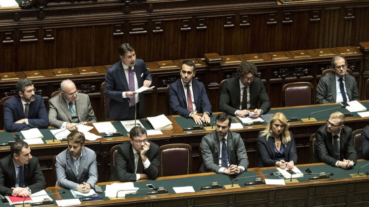 Manovra bocciata, Conte da Juncker a mani vuote: il no di Salvini all’Europa