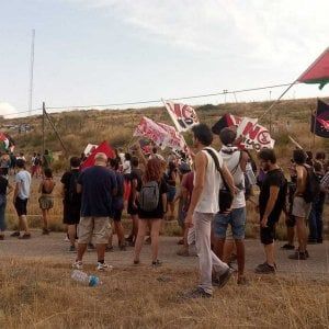 L'arresto dell'attivista No Muos: presidio davanti al carcere di Gela