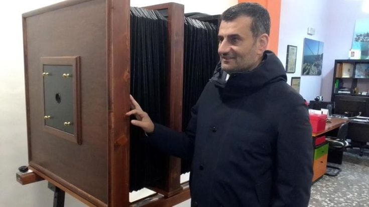 “La macchina stenopeica era l’orgoglio di Vittorio Arcieri. Incuriosì Decaro che venne a vederla”