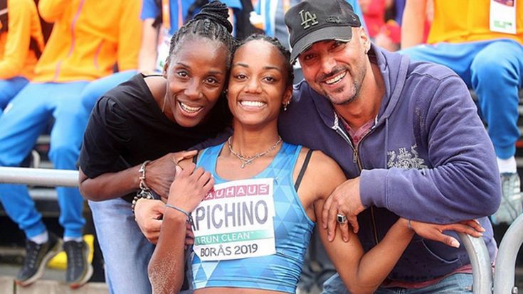 Il salto d’oro di Larissa, come mamma Fiona: “Volevo piangere...”