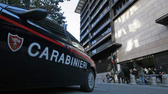 Foggia, presa la banda dei parenti che colpivano i grandi magazzini del Nord: 5 milioni di bottino