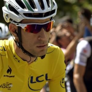 Ciclismo, per Nibali è l'ora della verità: l'Uci si riunisce sull'Astana, Tour de France a rischio